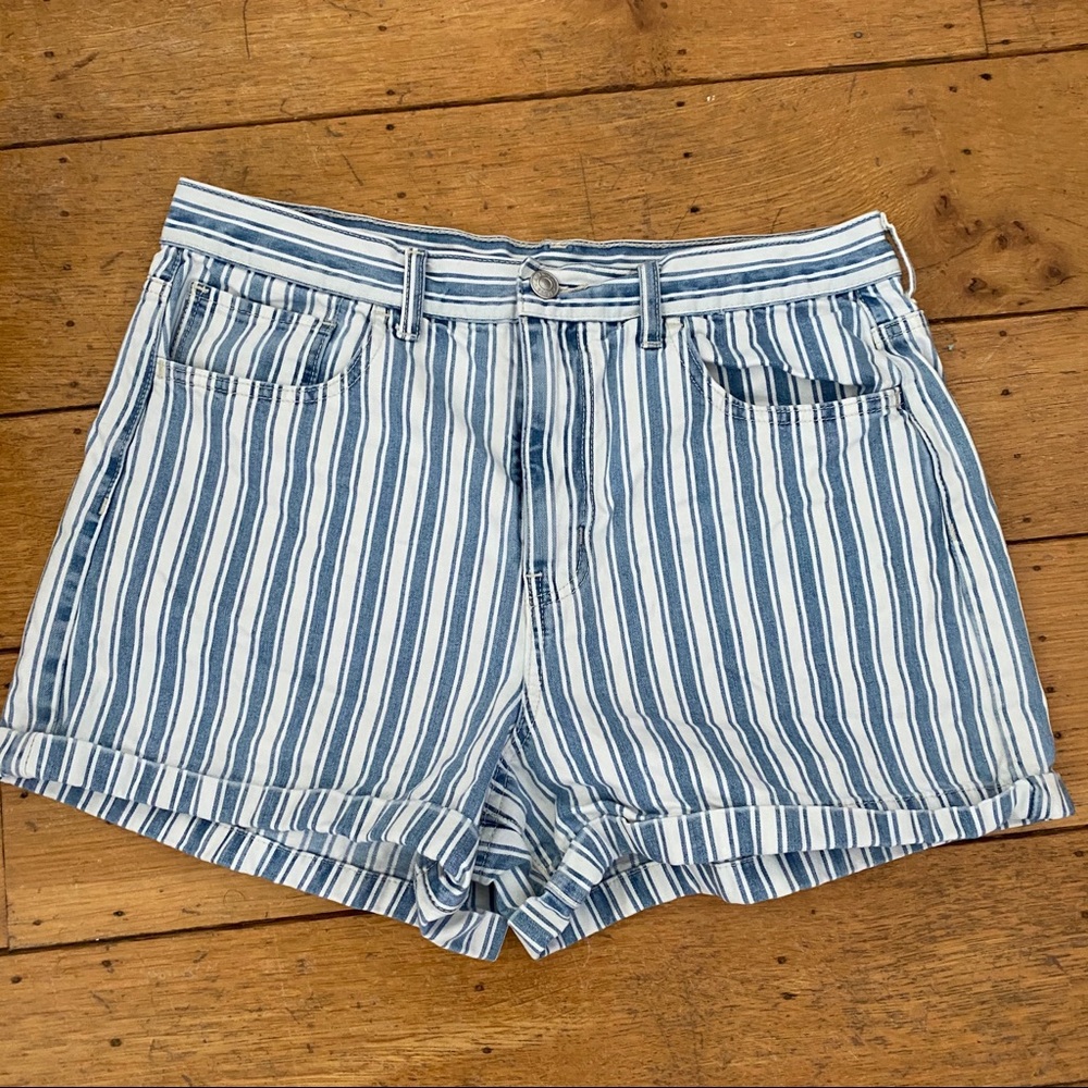 pinstripe shorts reserved for @misslmackenzie